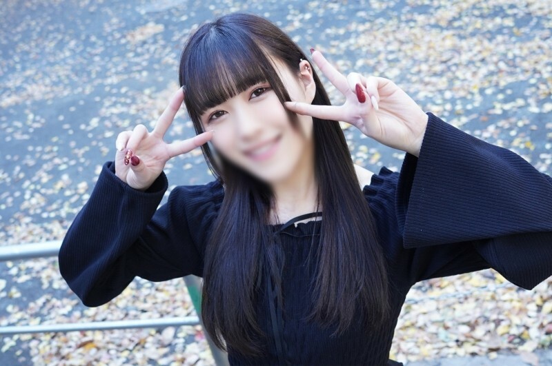 Fucking ♡ Một người phụ nữ muốn chơi 10 gacha liên tiếp x 30 trong một trò chơi trên điện thoại thông minh, nhưng lại bắt chú của mình phải xuất tinh vào âm đạo