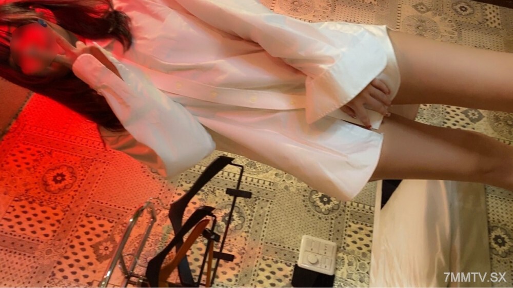 Người mẫu 22 tuổi HOẶC GIÀ là nhân viên bán hàng shibuya1◯9! Hút mạnh, hậu môn tốt nhất, núm vú lành và đùi đẹp